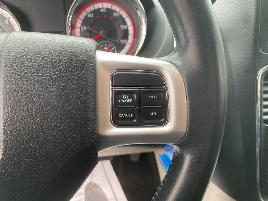Used 2017 Dodge Grand Caravan SE w/ Power Window Group FWD image 17
