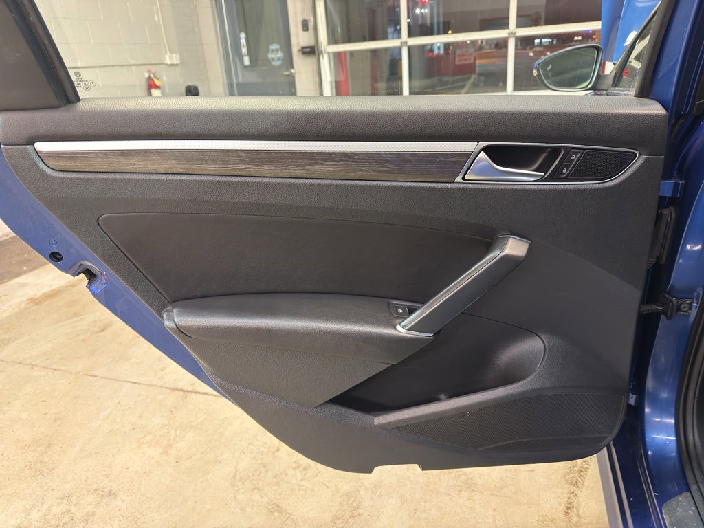 Used 2016 Volkswagen Passat 1.8T SE image 29