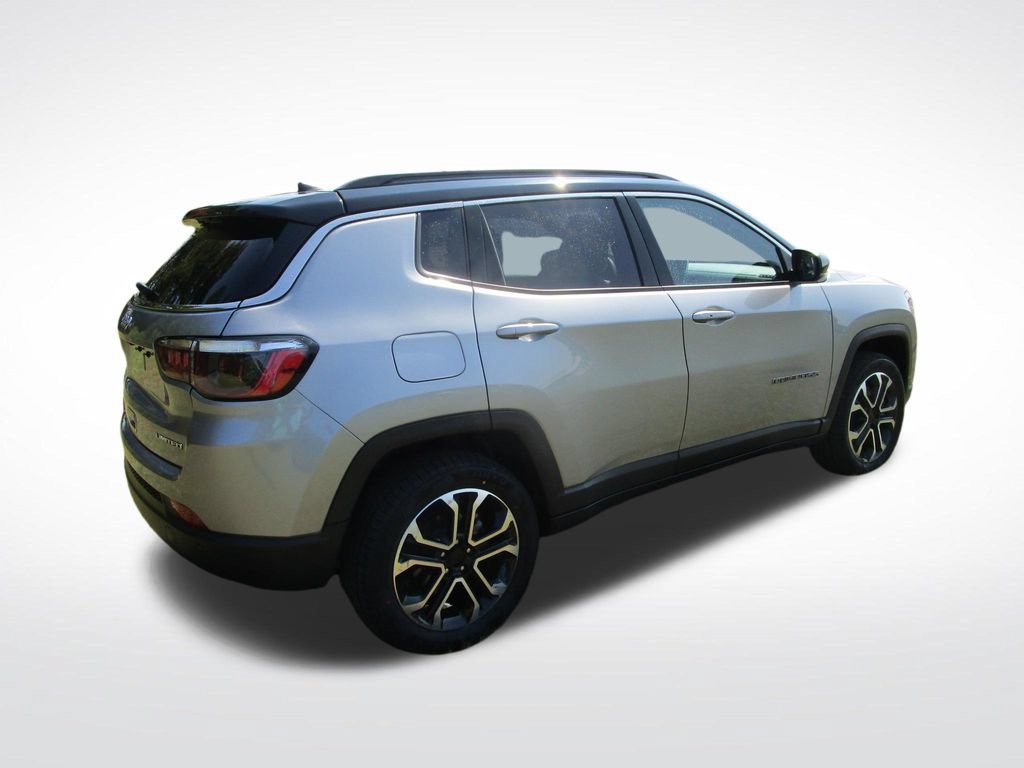 Used 2023 Jeep Compass Limited AWD/4WD image 9