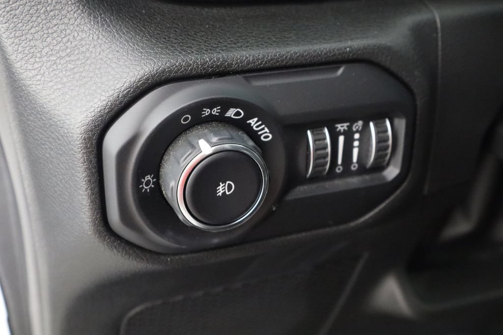 Used 2022 Jeep Wrangler Unlimited Sport AWD/4WD image 22