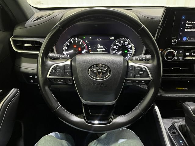 Used 2023 Toyota Highlander XSE AWD/4WD image 20