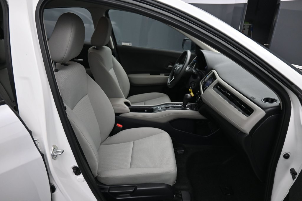 Used 2022 Honda HR-V LX image 24