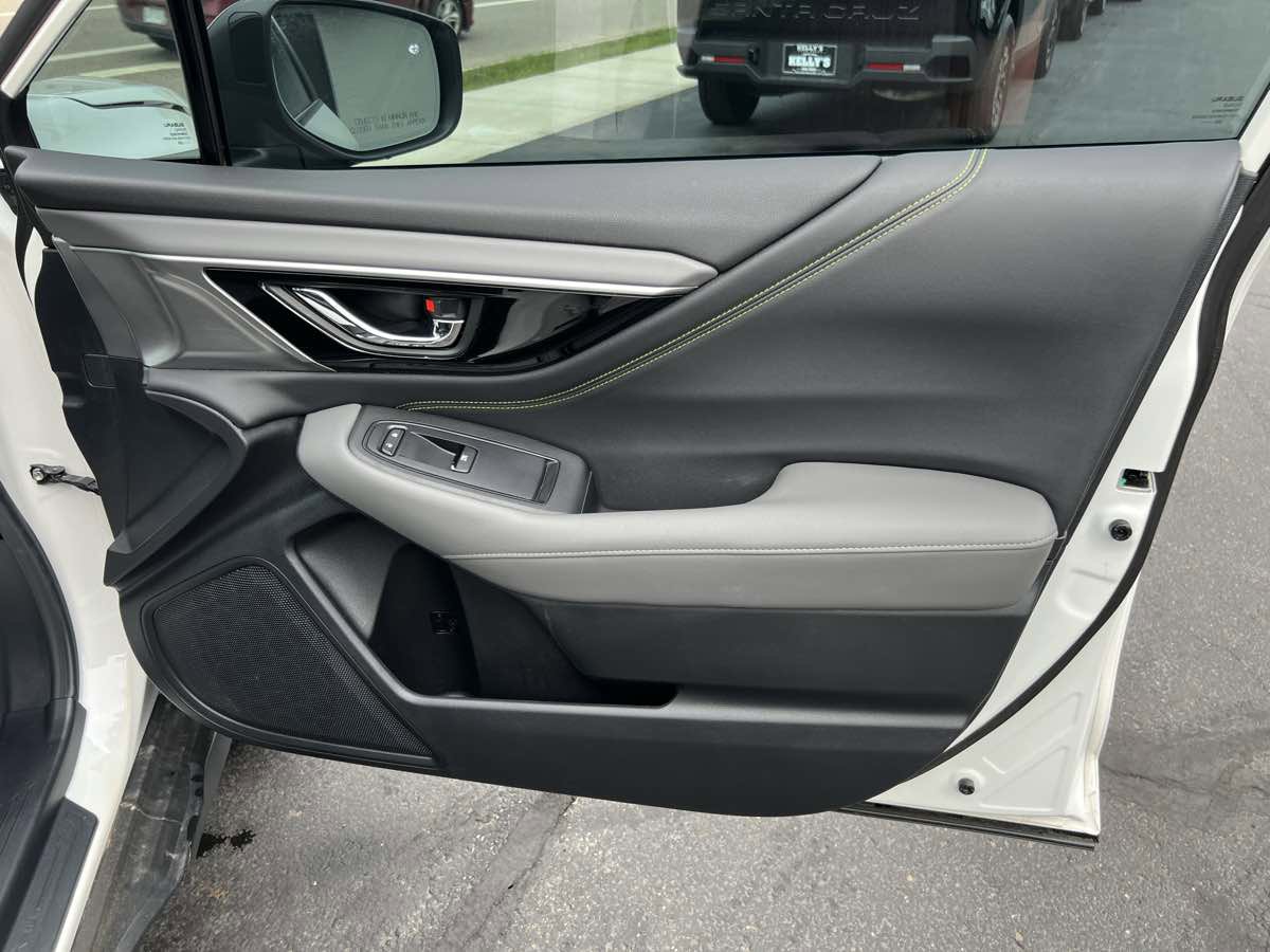 Used 2020 Subaru Outback Onyx Edition XT w/ Popular Package #2 image 20