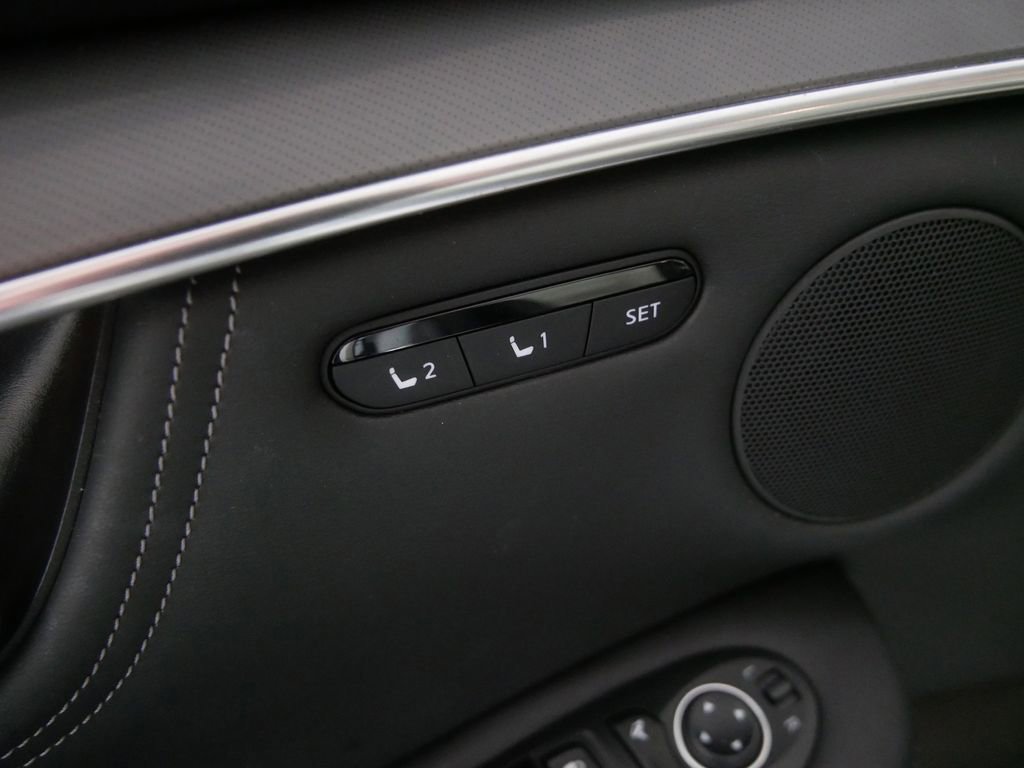 Certified 2025 INFINITI QX55 Luxe w/ Cargo Package image 19