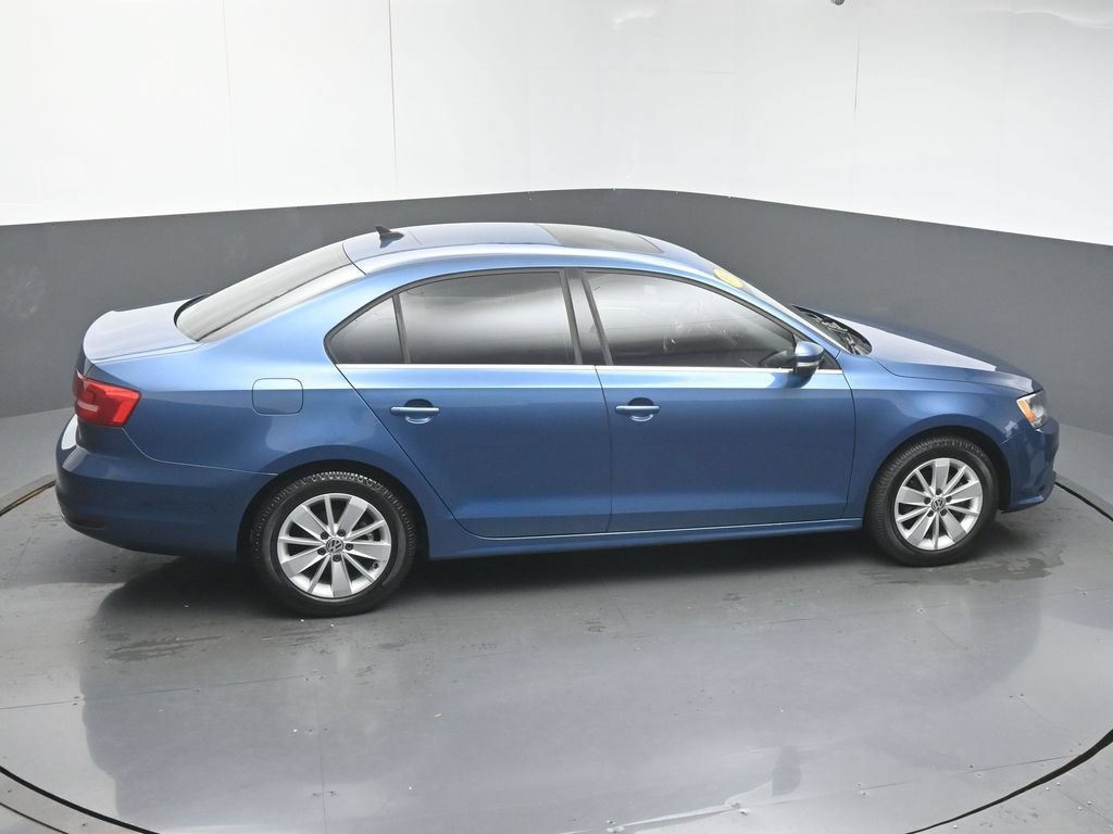 Used 2015 Volkswagen Jetta SE FWD image 47