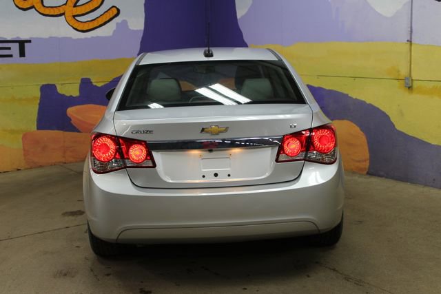Used 2015 Chevrolet Cruze LT FWD image 7