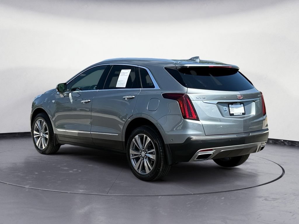 Used 2024 Cadillac XT5 Premium Luxury w/ Technology Package FWD image 5