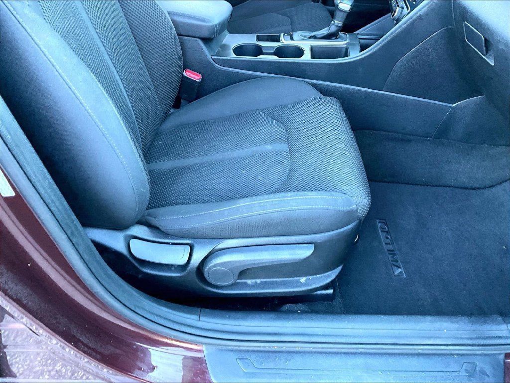Used 2020 Kia Optima LX FWD image 35