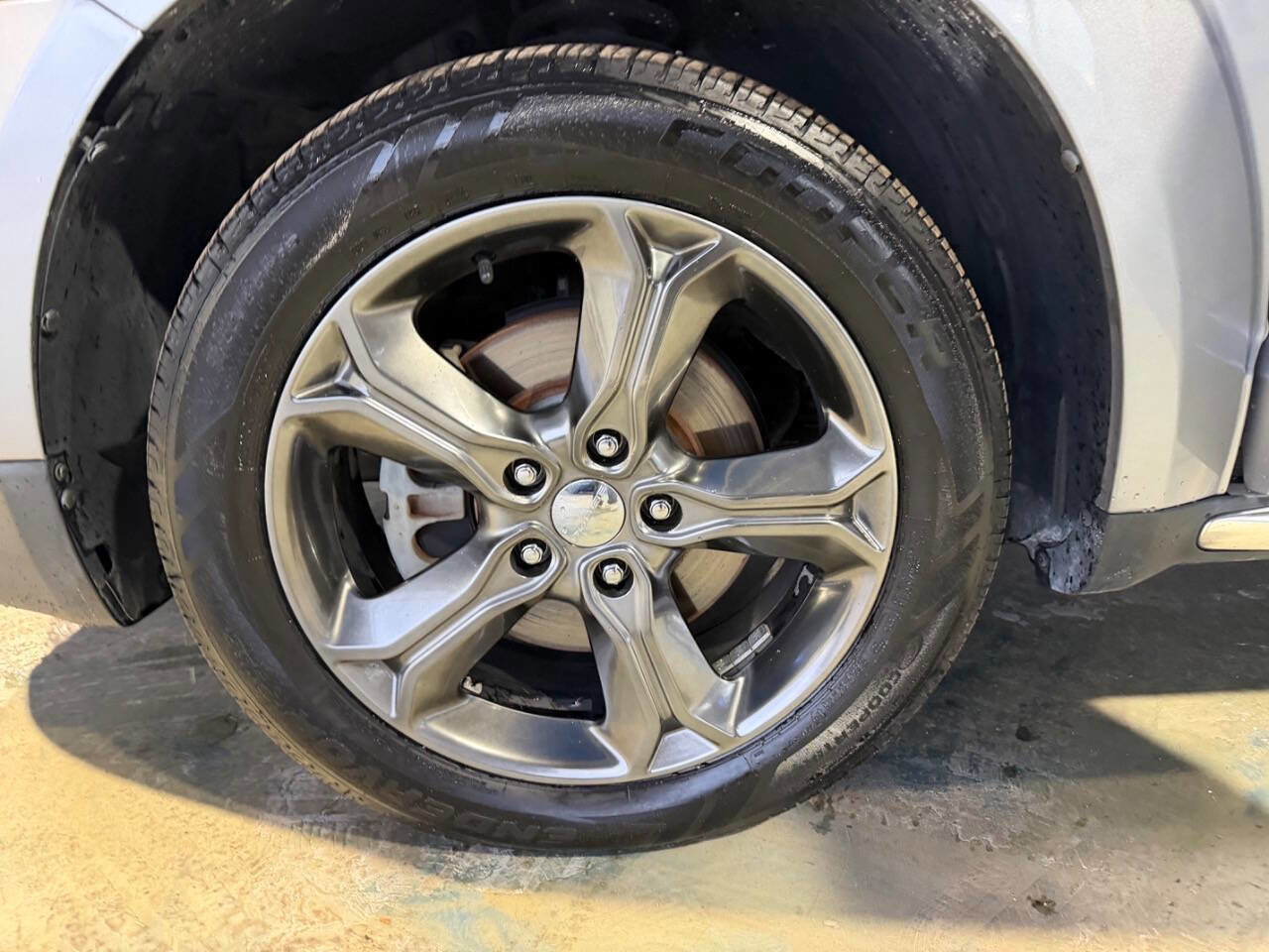 Used 2015 Dodge Journey Crossroad w/ Flexible Seating Group FWD image 28