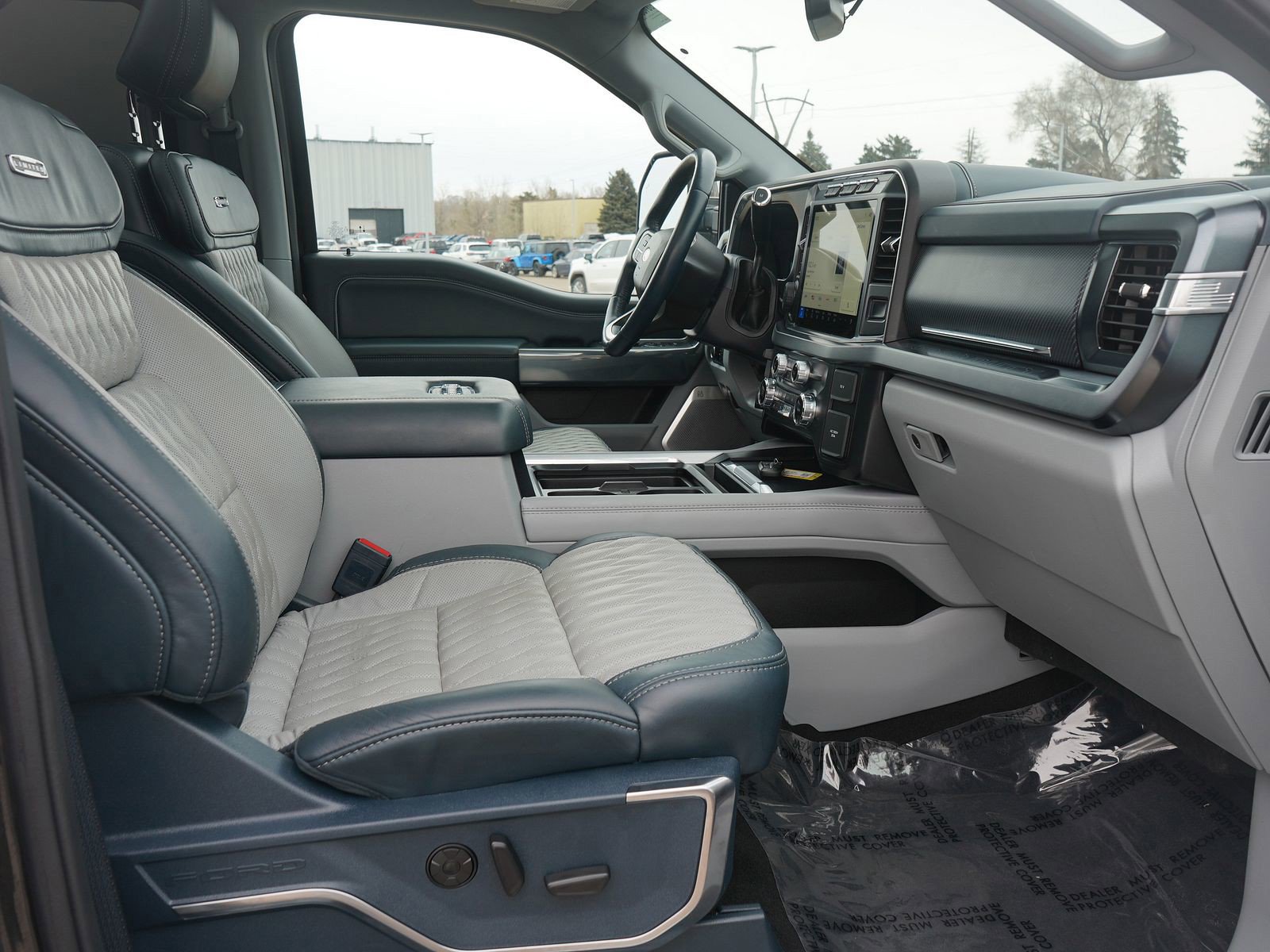 Used 2024 Ford F350 Limited w/ FX4 Off-Road Package AWD/4WD image 14