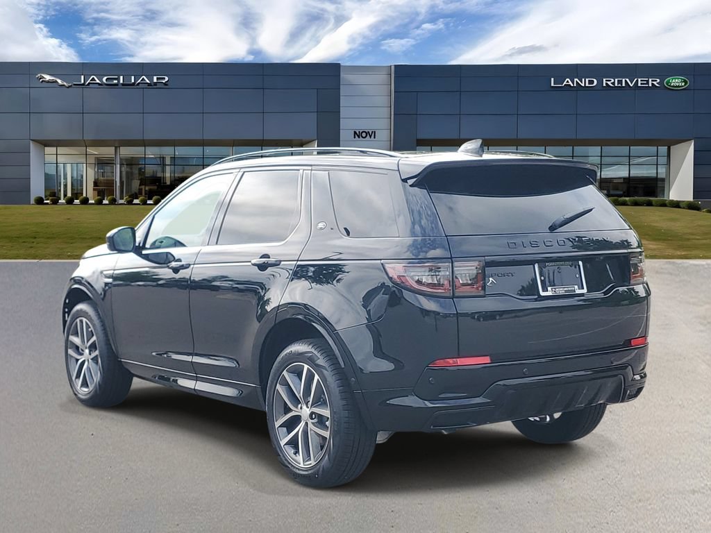 New 2026 Land Rover Discovery Sport Landmark AWD/4WD image 4