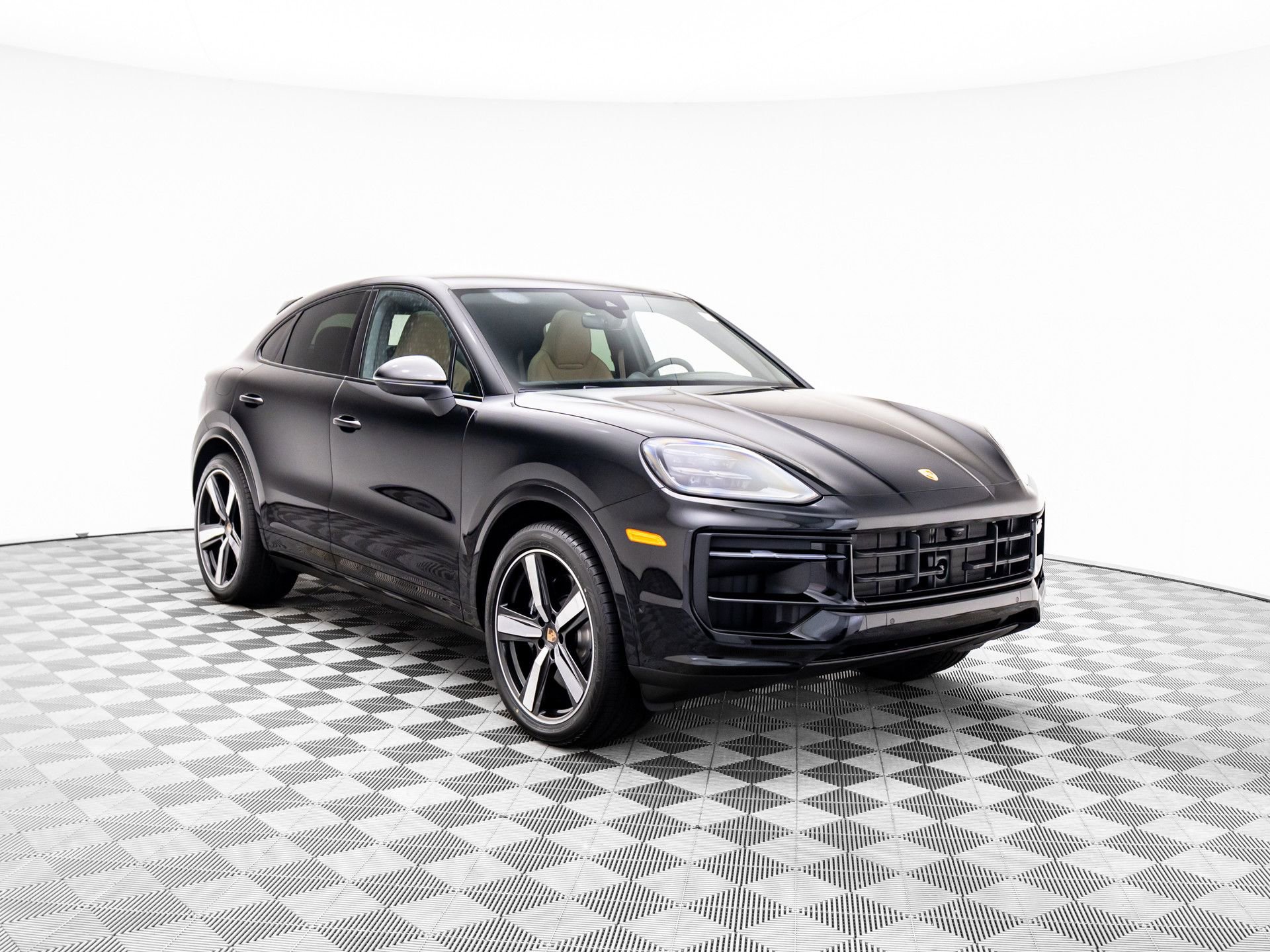 New 2025 Porsche Cayenne S image 6