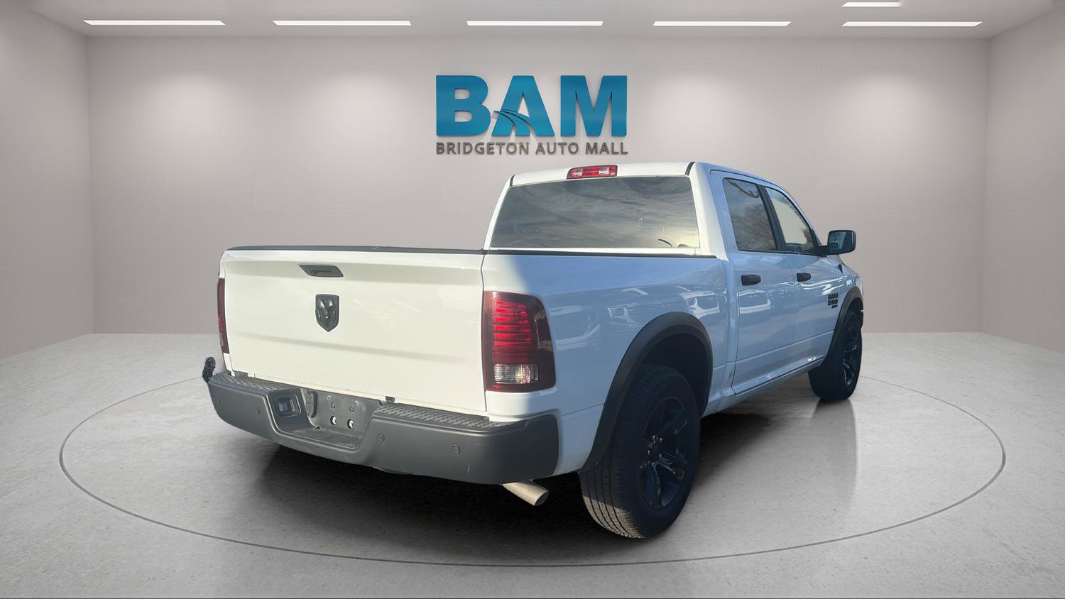 Used 2024 RAM 1500 Classic Warlock image 7