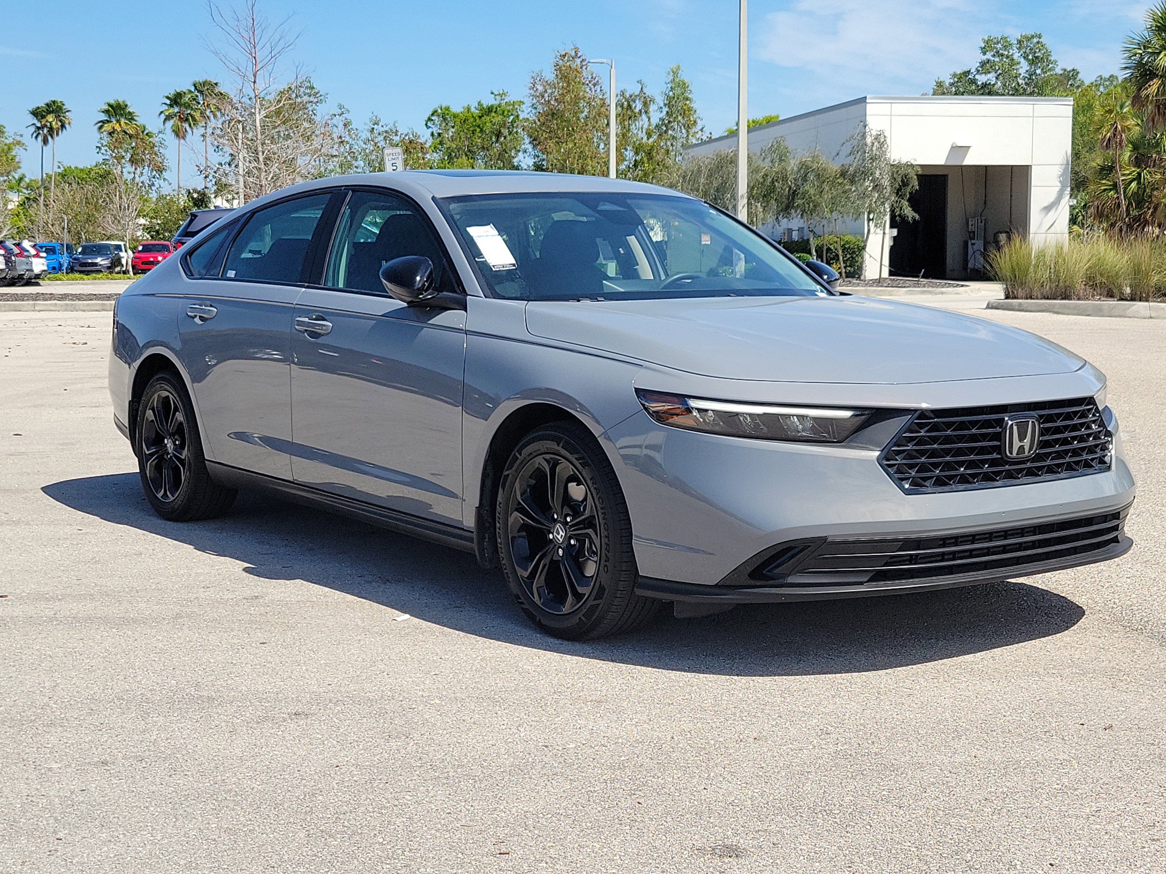 Used 2025 Honda Accord SE image 31