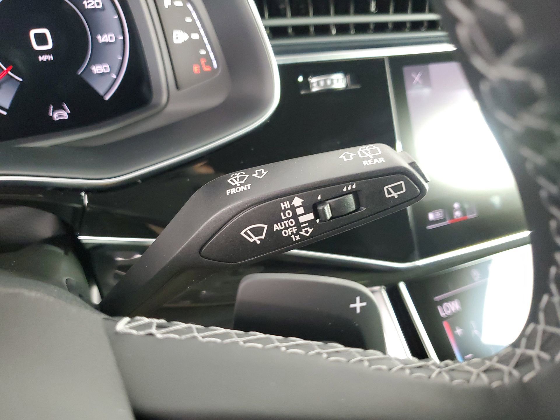 New 2026 Audi Q8 Premium Plus image 37