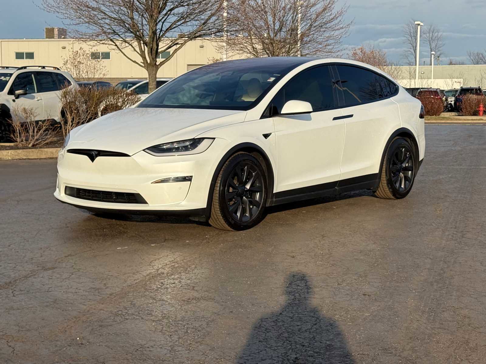 Used 2022 Tesla Model X image 1