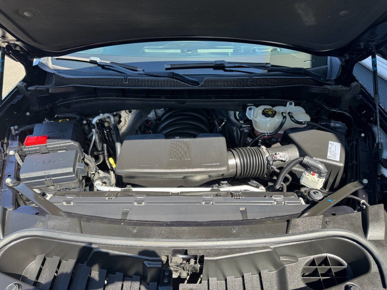 Used 2021 Chevrolet Tahoe LS w/ Driver Alert Package image 3