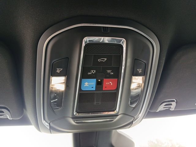 Used 2024 Jeep Wagoneer Series III image 39