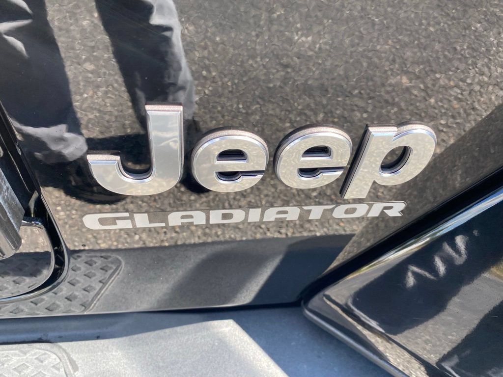 Used 2021 Jeep Gladiator Overland w/ Popular Equipment Package AWD/4WD image 18