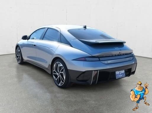 Used 2025 Hyundai Ioniq 6 SEL image 5