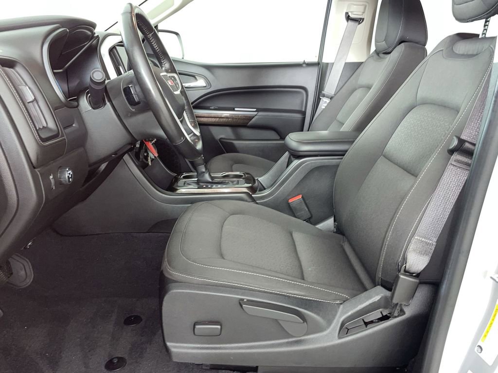 Used 2020 GMC Canyon SLE w/ Driver Alert Package image 17