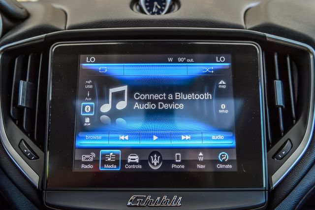 Used 2018 Maserati Ghibli RWD image 21