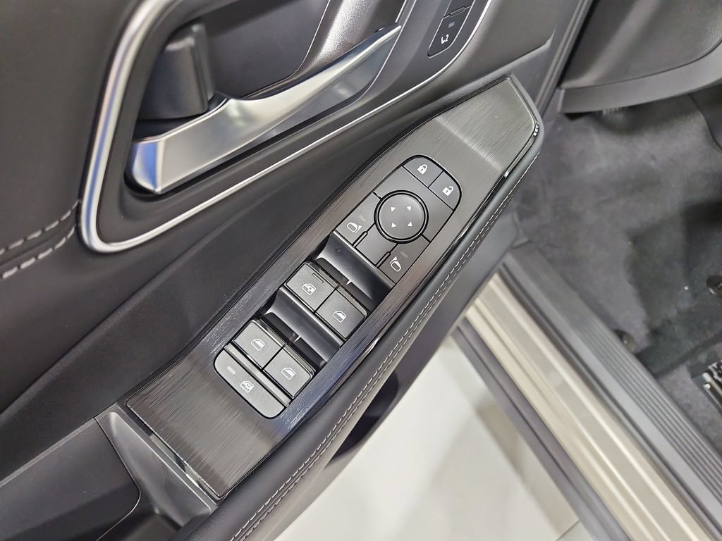 New 2026 Nissan Rogue Platinum AWD/4WD image 12