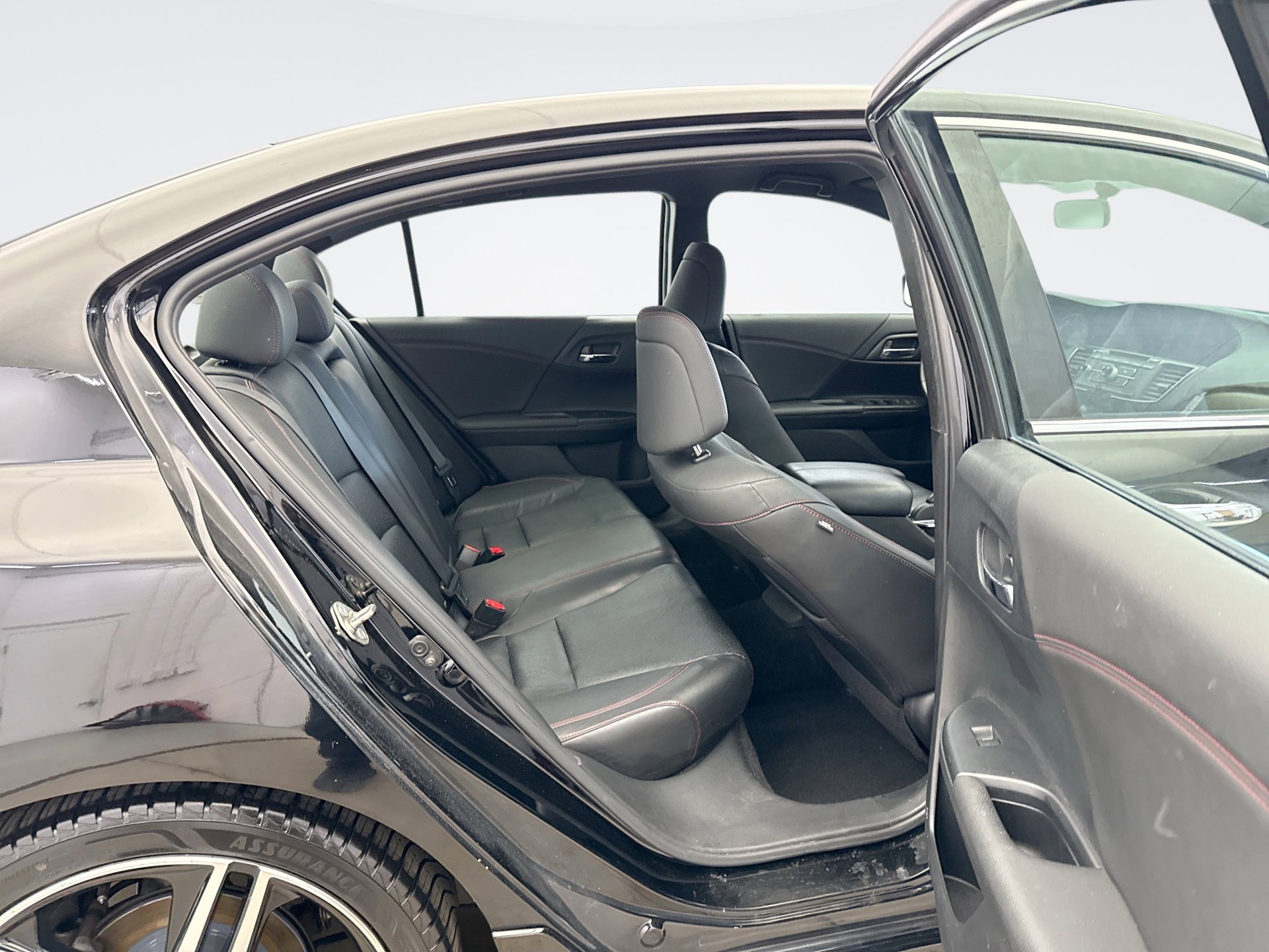 Used 2017 Honda Accord Sport Special Edition image 17