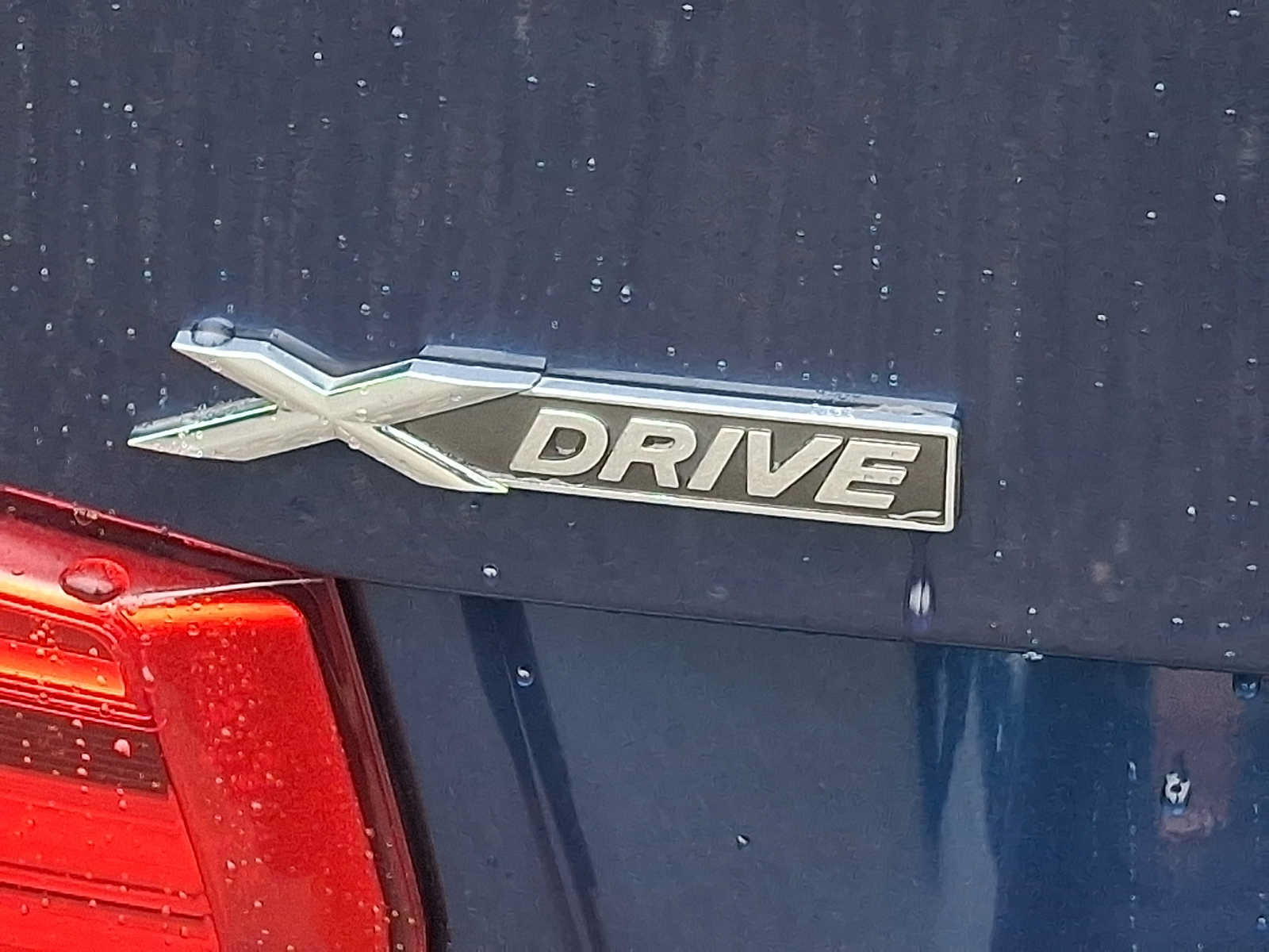 Used 2018 BMW 320i xDrive Sedan AWD/4WD image 27