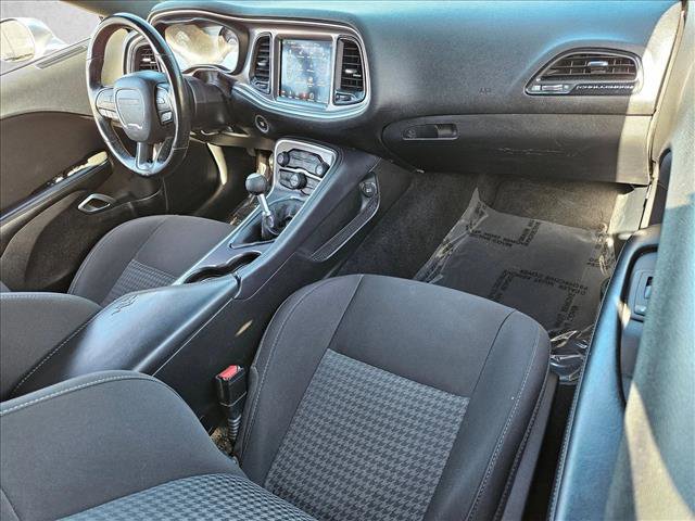 Used 2019 Dodge Challenger R/T Scat Pack w/ T/A Package RWD image 18