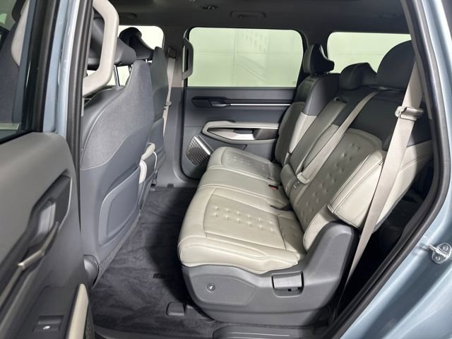 Used 2024 Kia EV9 Wind image 25