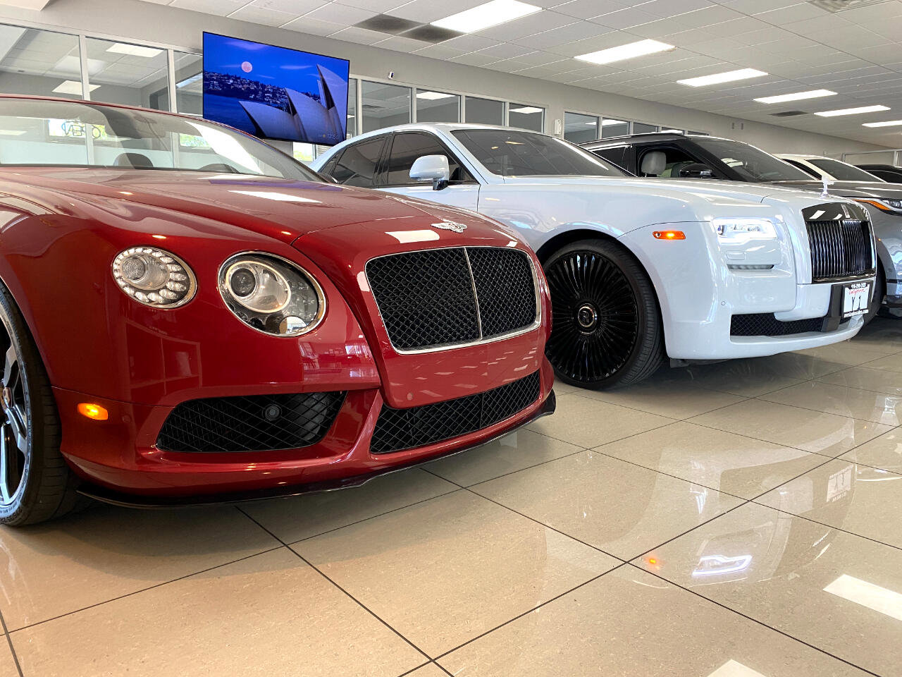 Used 2011 Rolls-Royce Ghost image 43