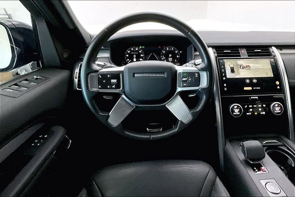 Used 2022 Land Rover Discovery S R-Dynamic image 7