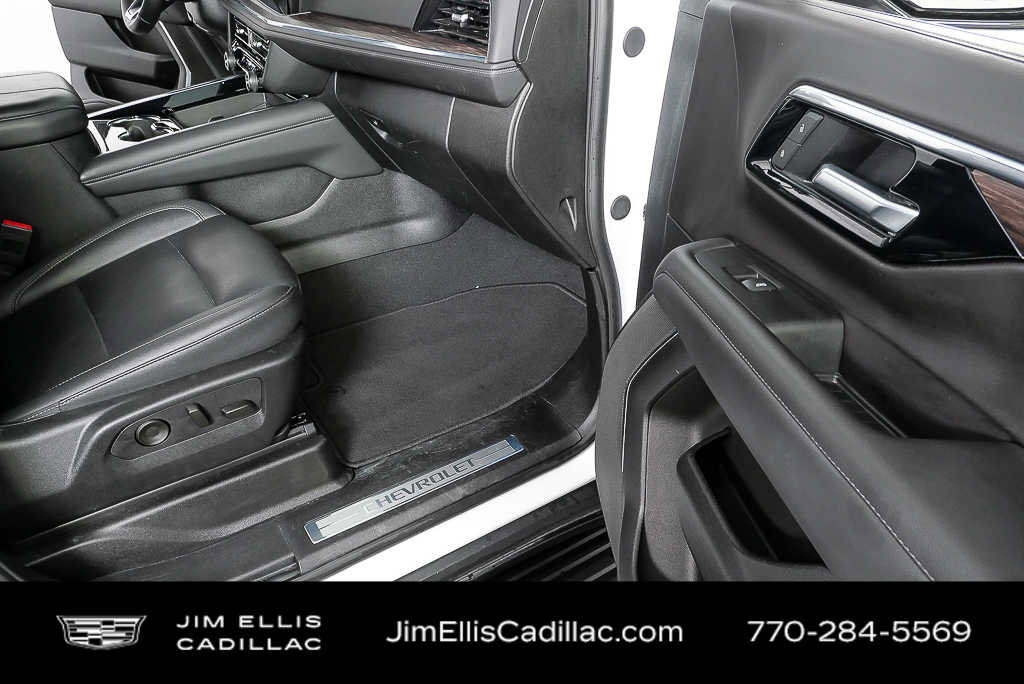 Used 2025 Chevrolet Tahoe LT RWD image 23