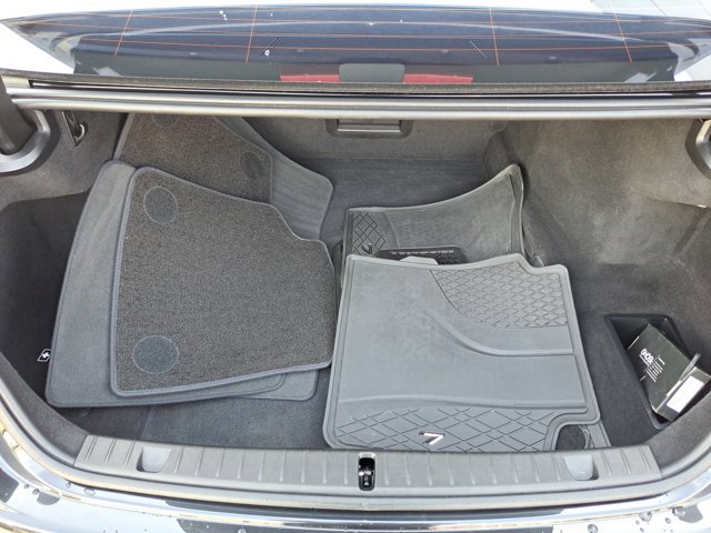 Used 2019 BMW M760i xDrive w/ Luxury Rear Seating Package image 11