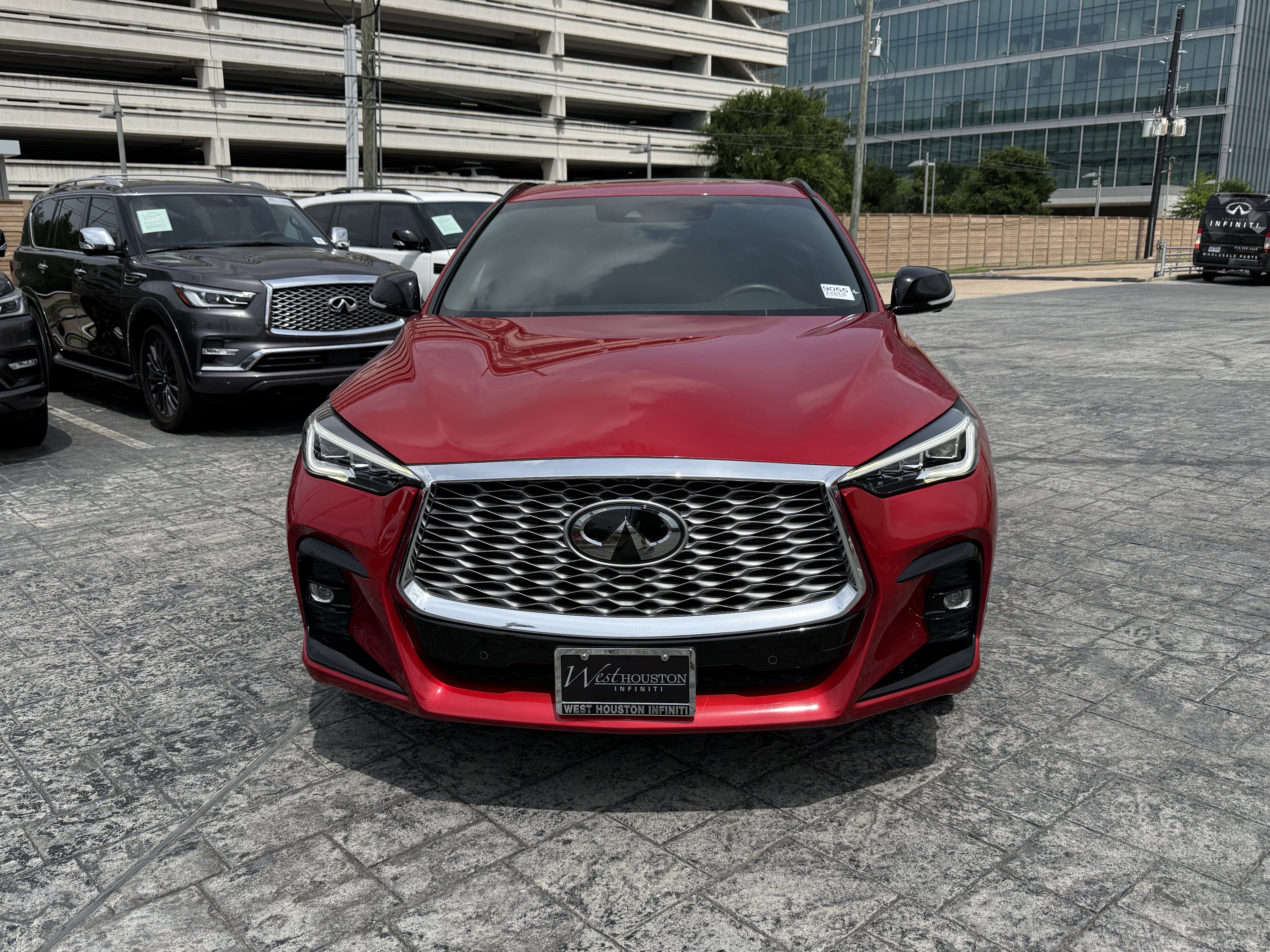 Used 2022 INFINITI QX55 Essential w/ Proassist Package AWD/4WD image 2