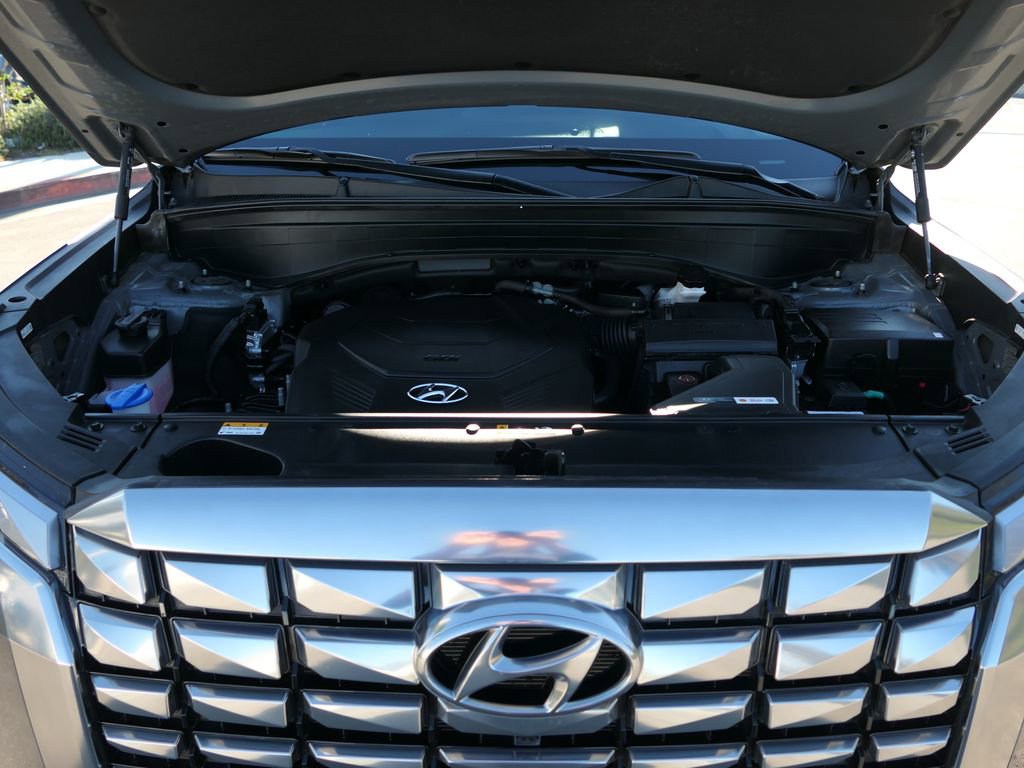 Used 2024 Hyundai Palisade Calligraphy image 30