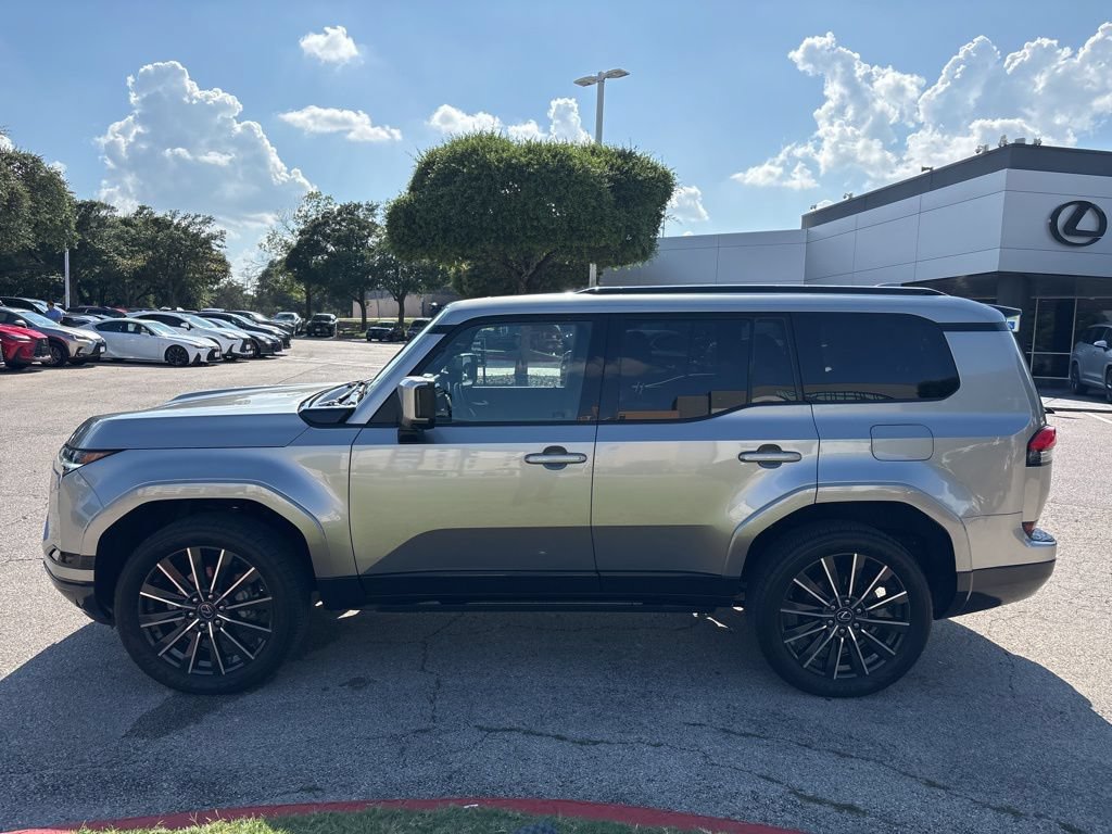 Certified 2024 Lexus GX 550 w/ Accessory Package (2T) AWD/4WD image 2