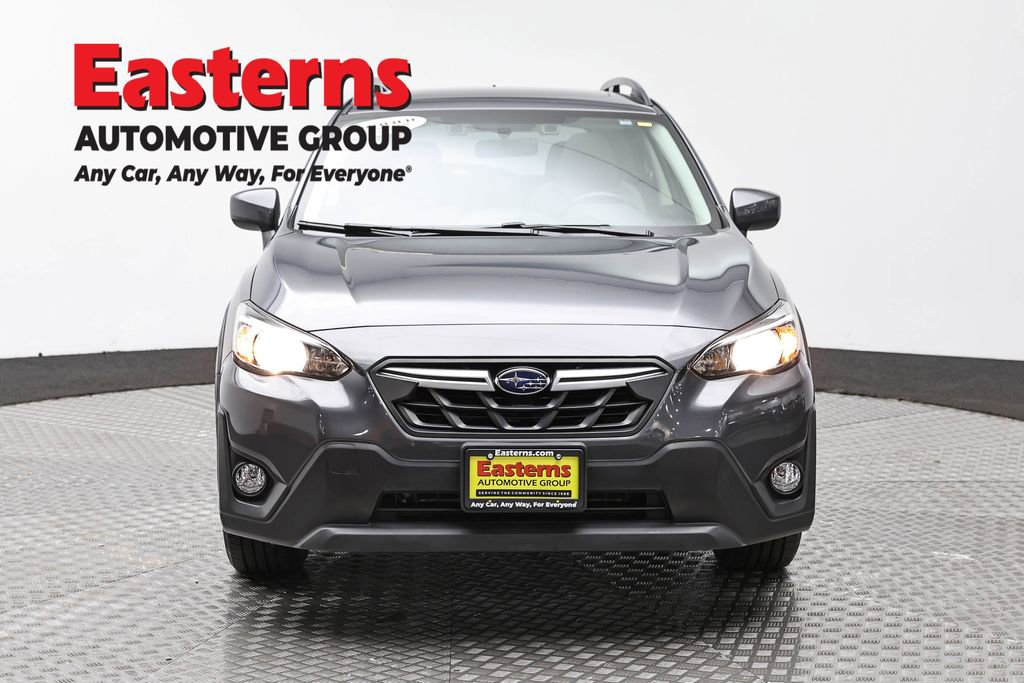 Used 2021 Subaru Crosstrek 2.0i Premium w/ Moonroof Package AWD/4WD image 2
