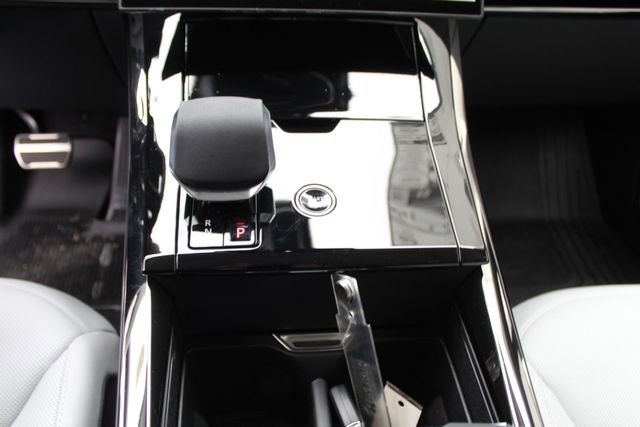 New 2025 Land Rover Range Rover Sport Dynamic SE image 12