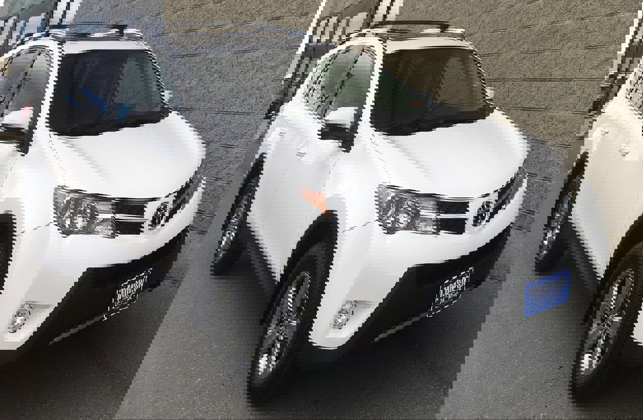 Used 2015 Toyota RAV4 XLE image 1