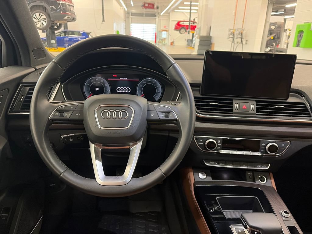 Used 2023 Audi Q5 2.0T Premium Plus w/ Premium Plus Package AWD/4WD image 14