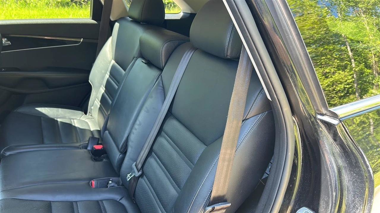 Used 2016 Kia Sorento EX AWD/4WD image 40