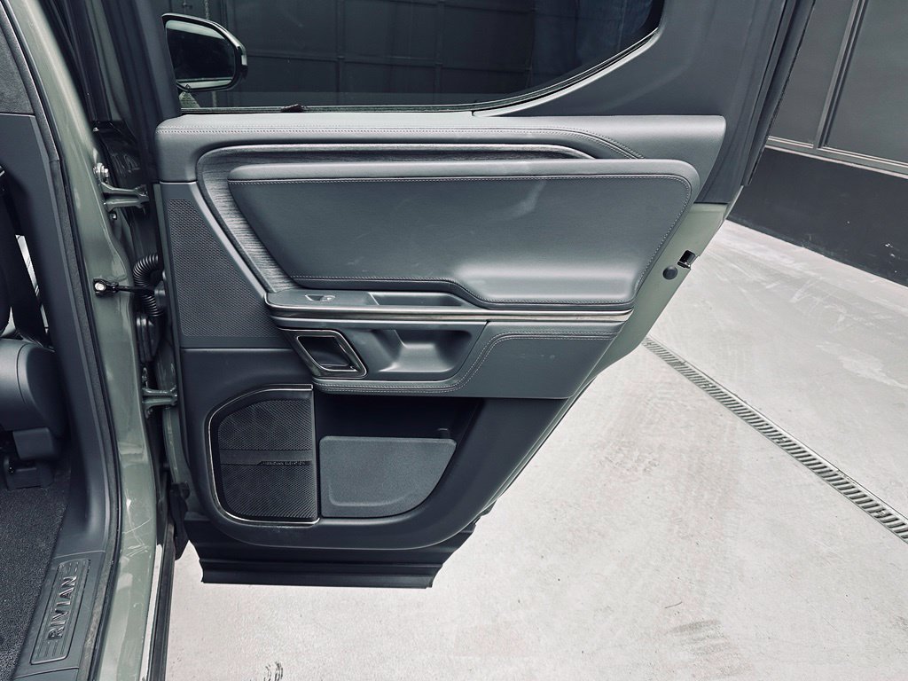 Used 2022 Rivian R1T Launch Edition AWD/4WD image 24