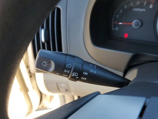 Used 2010 Hyundai Elantra GLS image 19