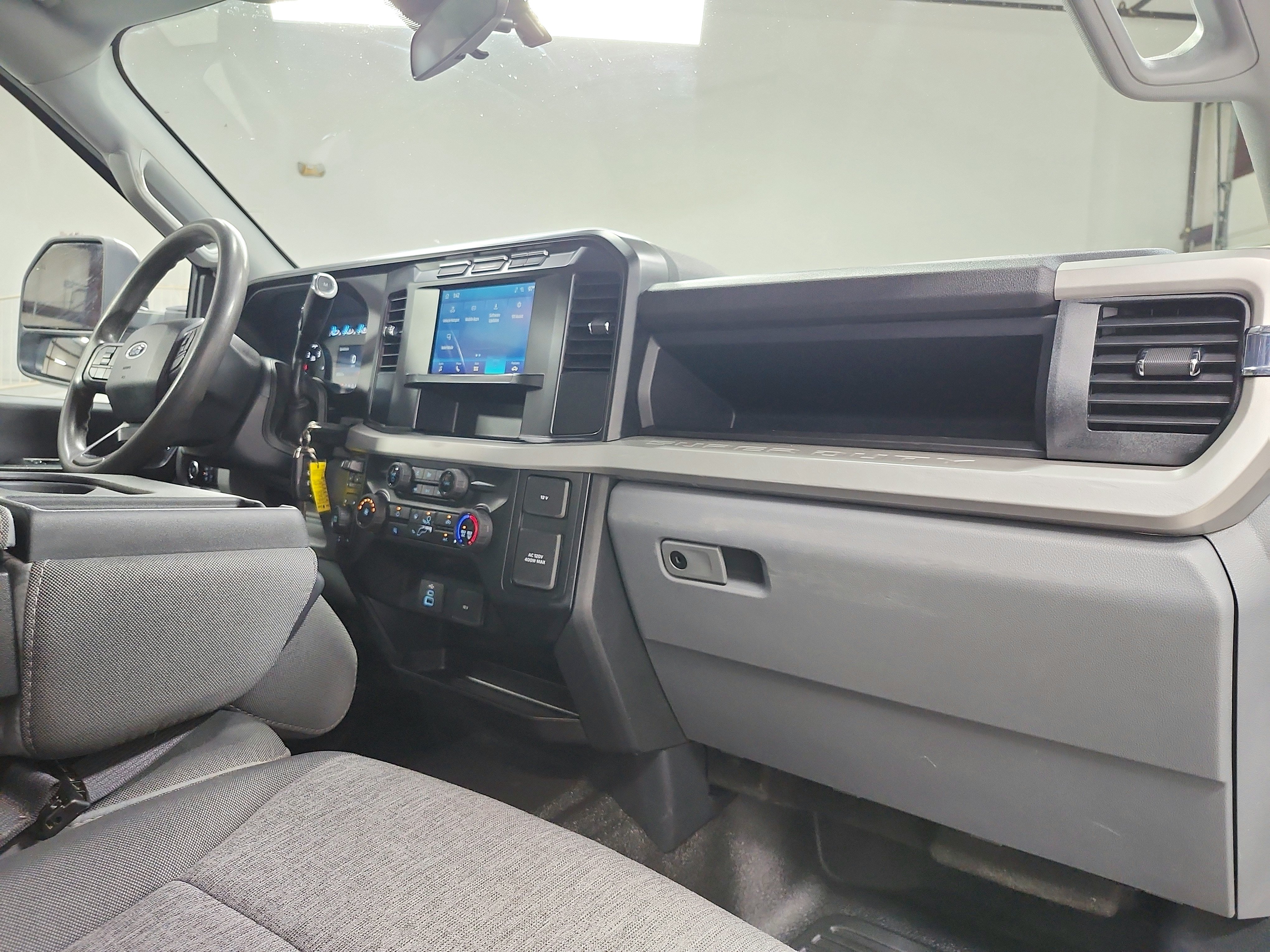 Used 2024 Ford F250 XL w/ FX4 Off-Road Package AWD/4WD image 37
