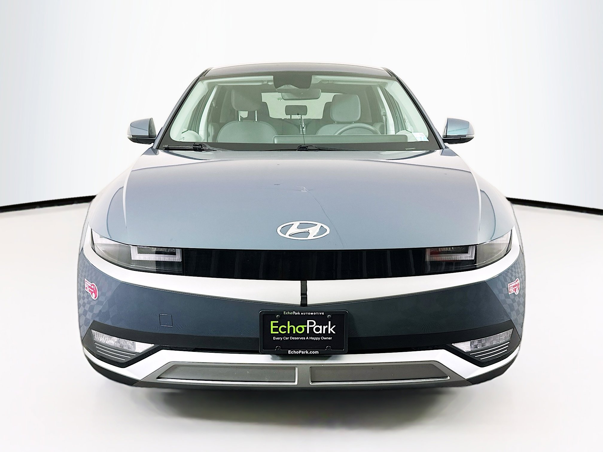 Used 2024 Hyundai Ioniq 5 SE image 2