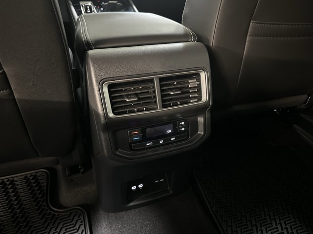 New 2026 Volkswagen Atlas SE image 36
