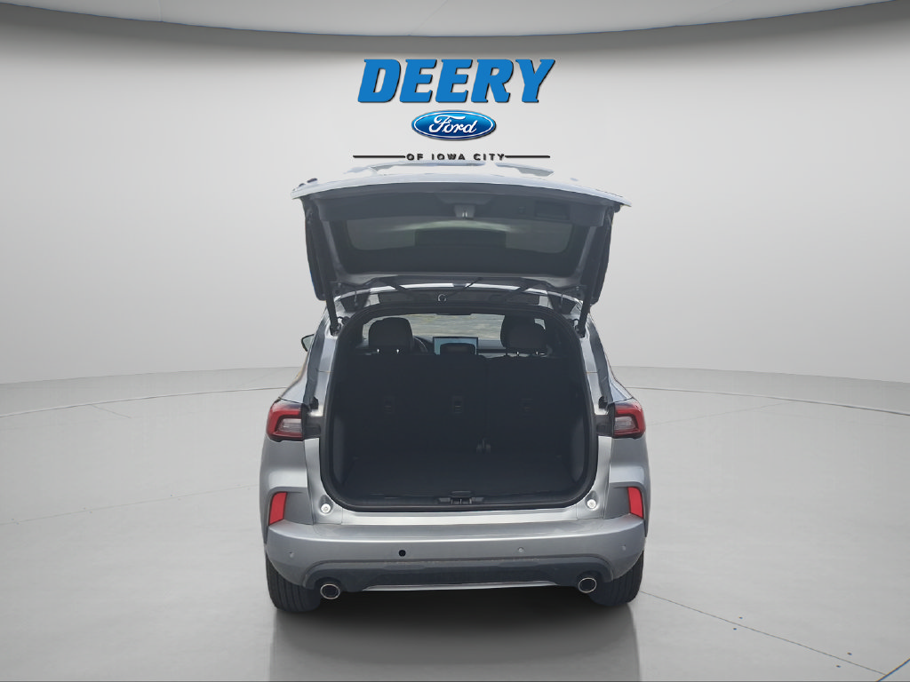 Certified 2024 Ford Escape ST-Line w/ Tech Pack #1 AWD/4WD image 10