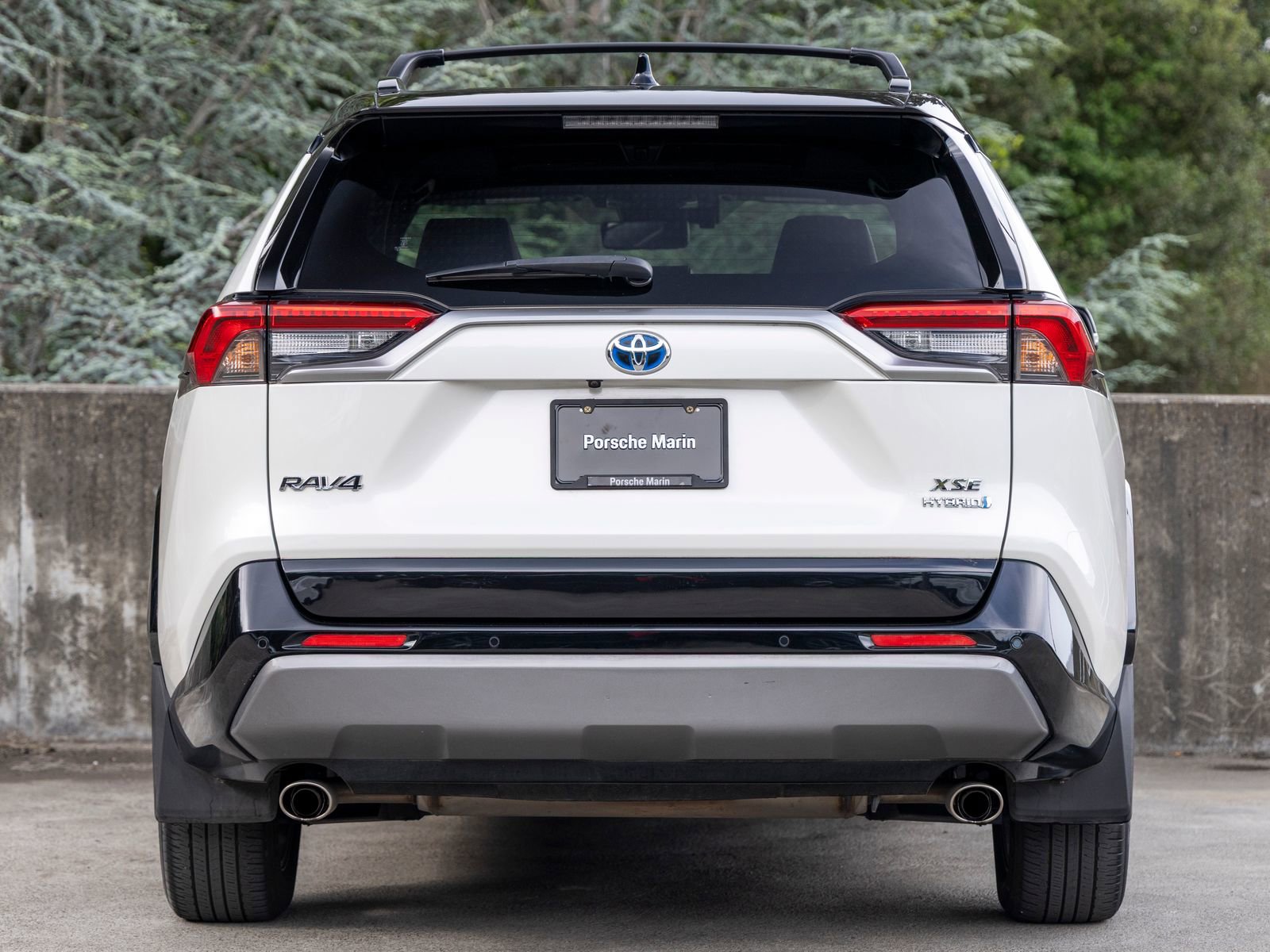 Used 2019 Toyota RAV4 XSE AWD/4WD image 10